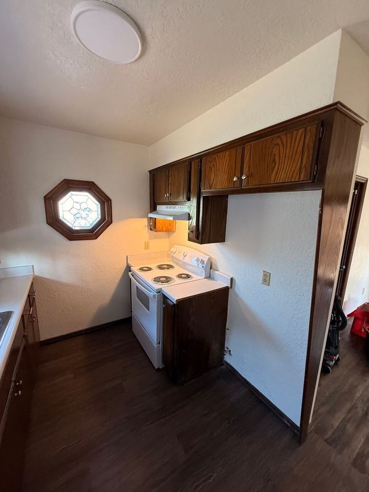 10213 Shadowridge Dr - Photo 5 of 13