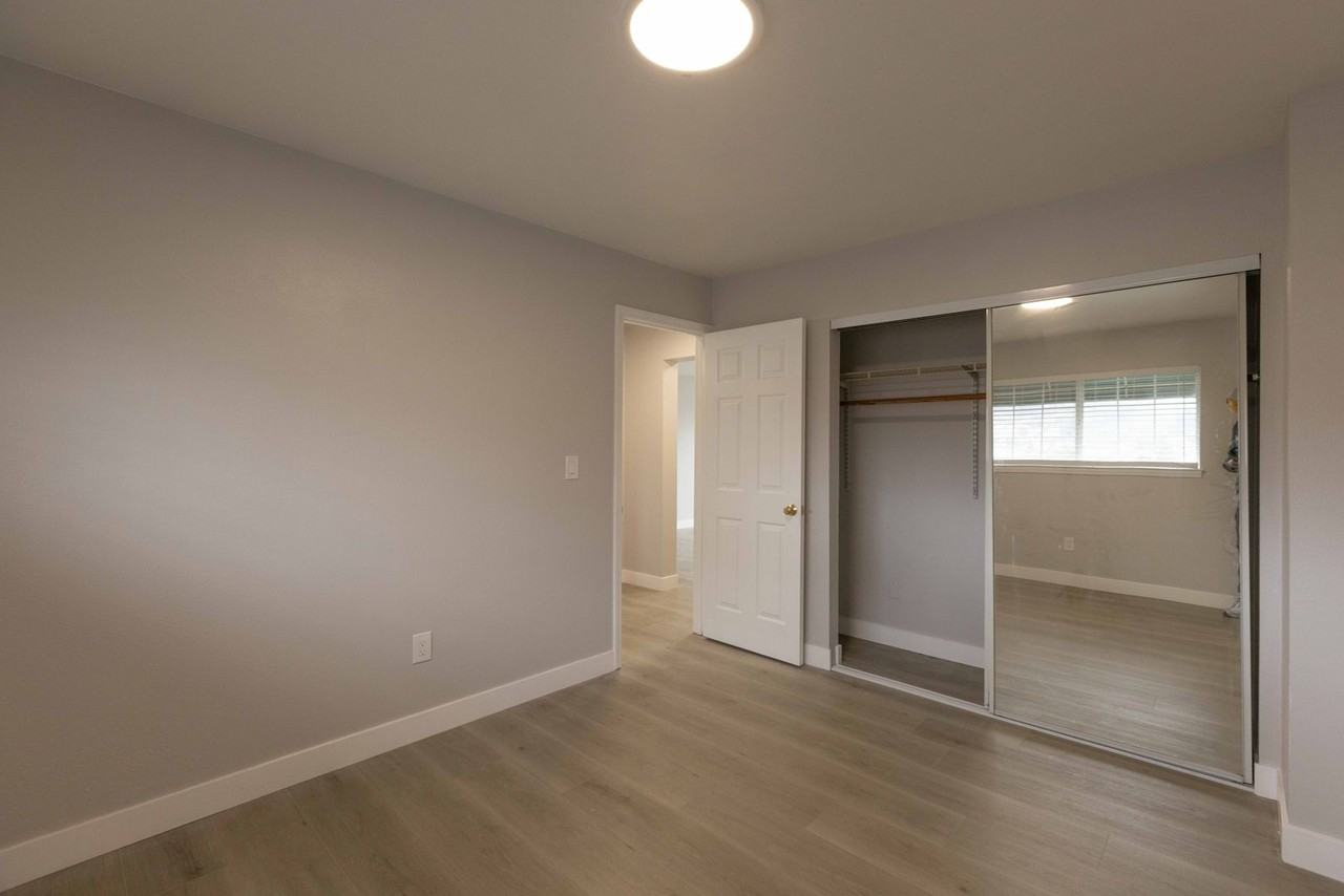 5400 Highland Ave - Photo 6 of 18
