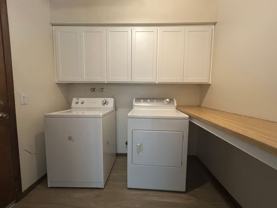 2141 E Manhatton Dr - Photo 1 of 1