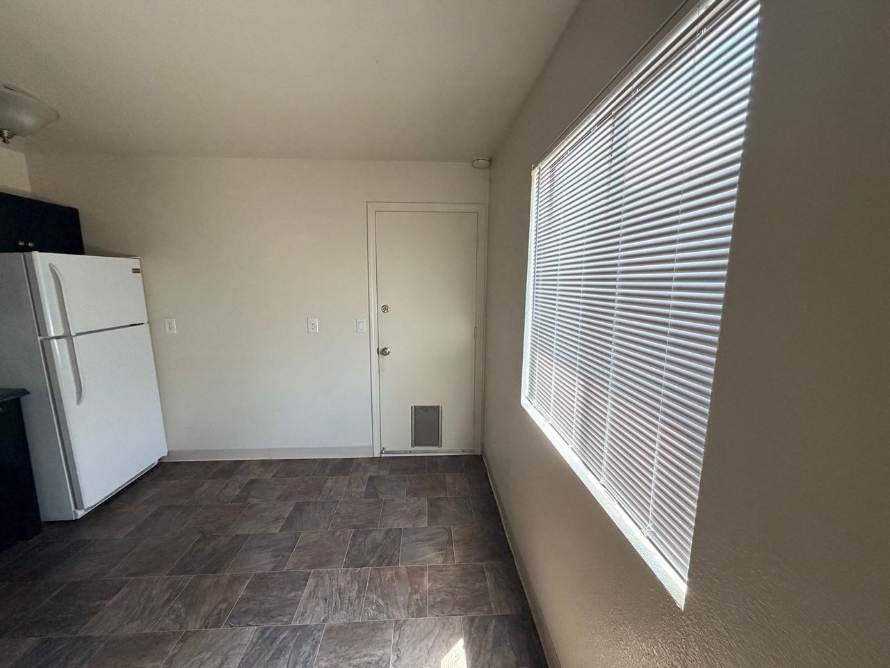 1180 Sutro St #A - Photo 6 of 25
