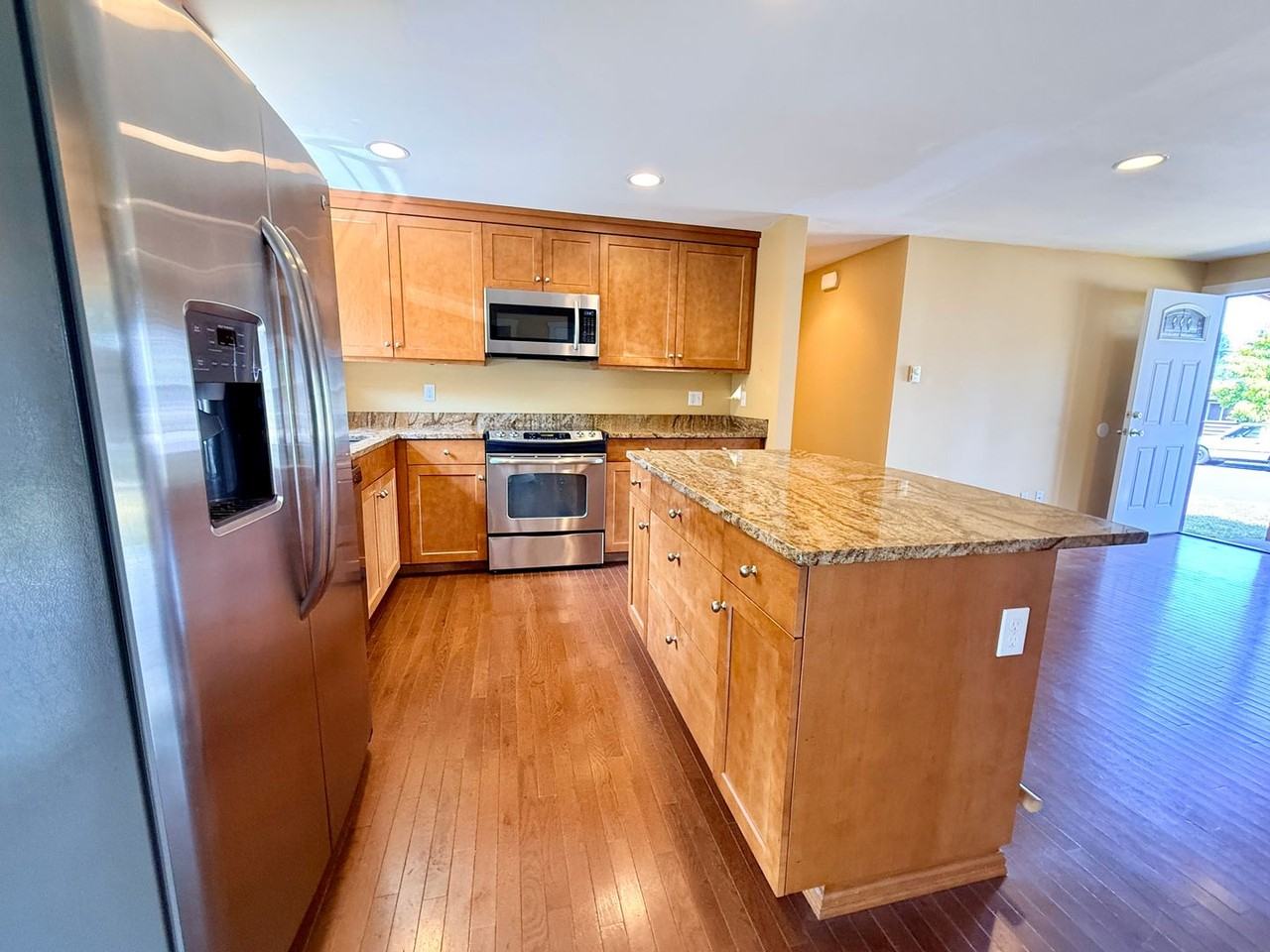 6222 Bluff Pl - Photo 6 of 24