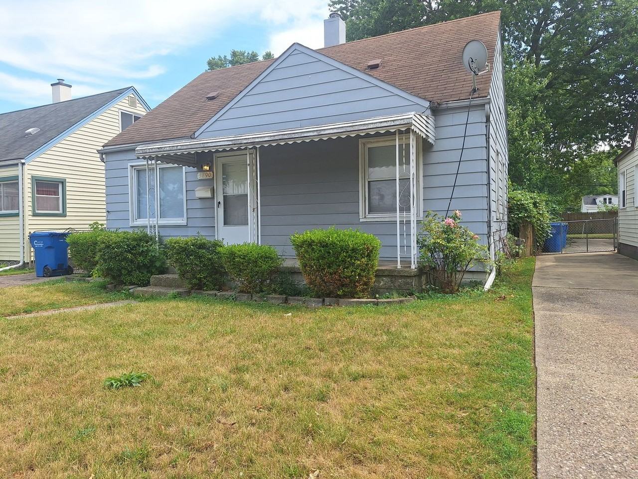 3890 Poplar Ave - Photo 2 of 20