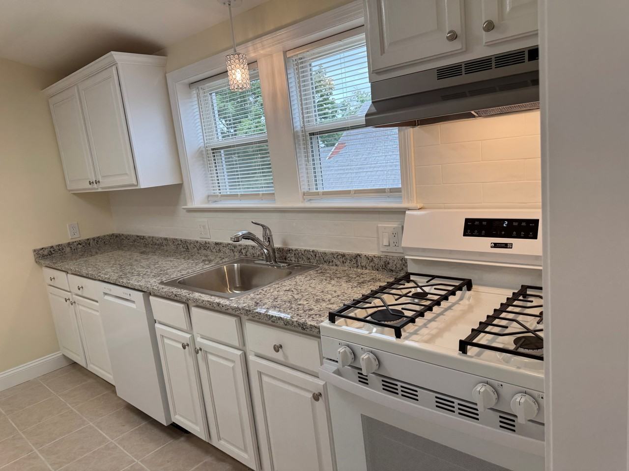 5 Woodbury Ave #3 - Photo 5 of 29