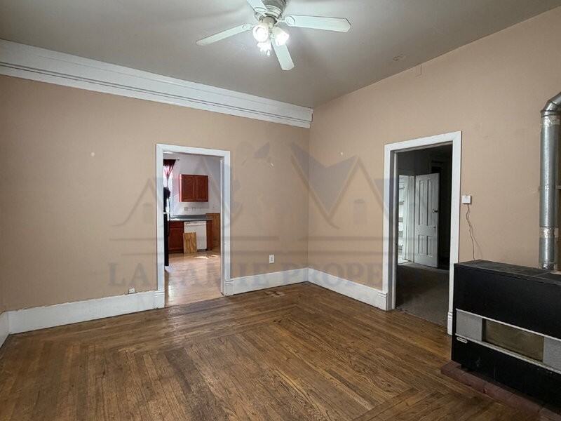 614 S 5th St #1 - Photo 3 of 14