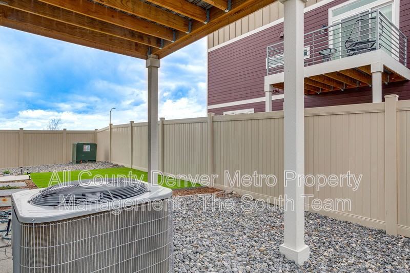 4142 Rome St - Photo 5 of 46