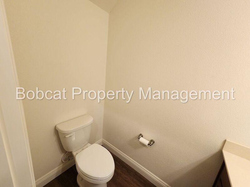 1234 Saltern Dr - Photo 4 of 28