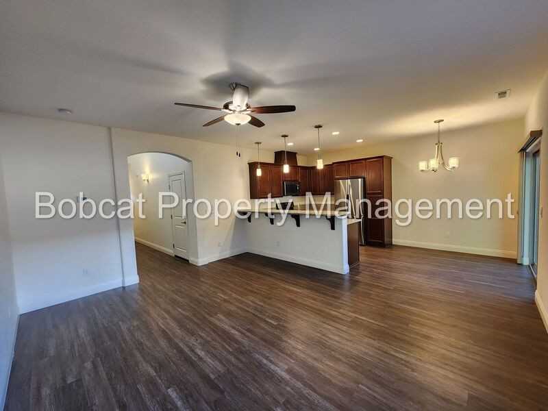 1234 Saltern Dr - Photo 7 of 28