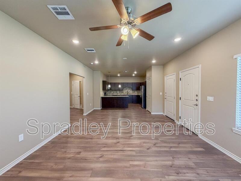 1057 Hibiscus Unit A - Photo 3 of 17