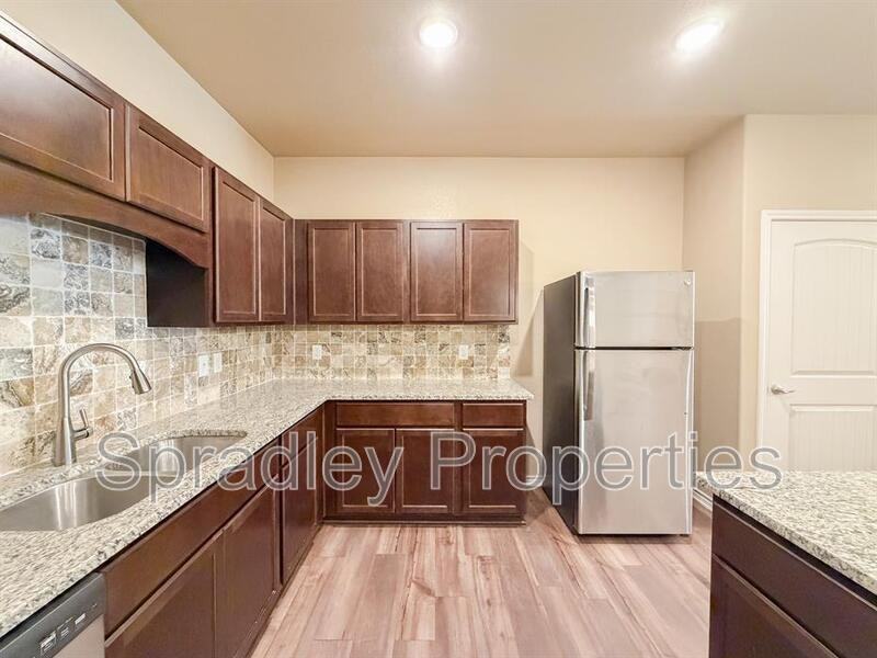 1057 Hibiscus Unit A - Photo 7 of 17