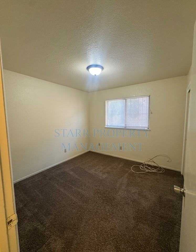 2006 S Stockton St - Photo 7 of 14