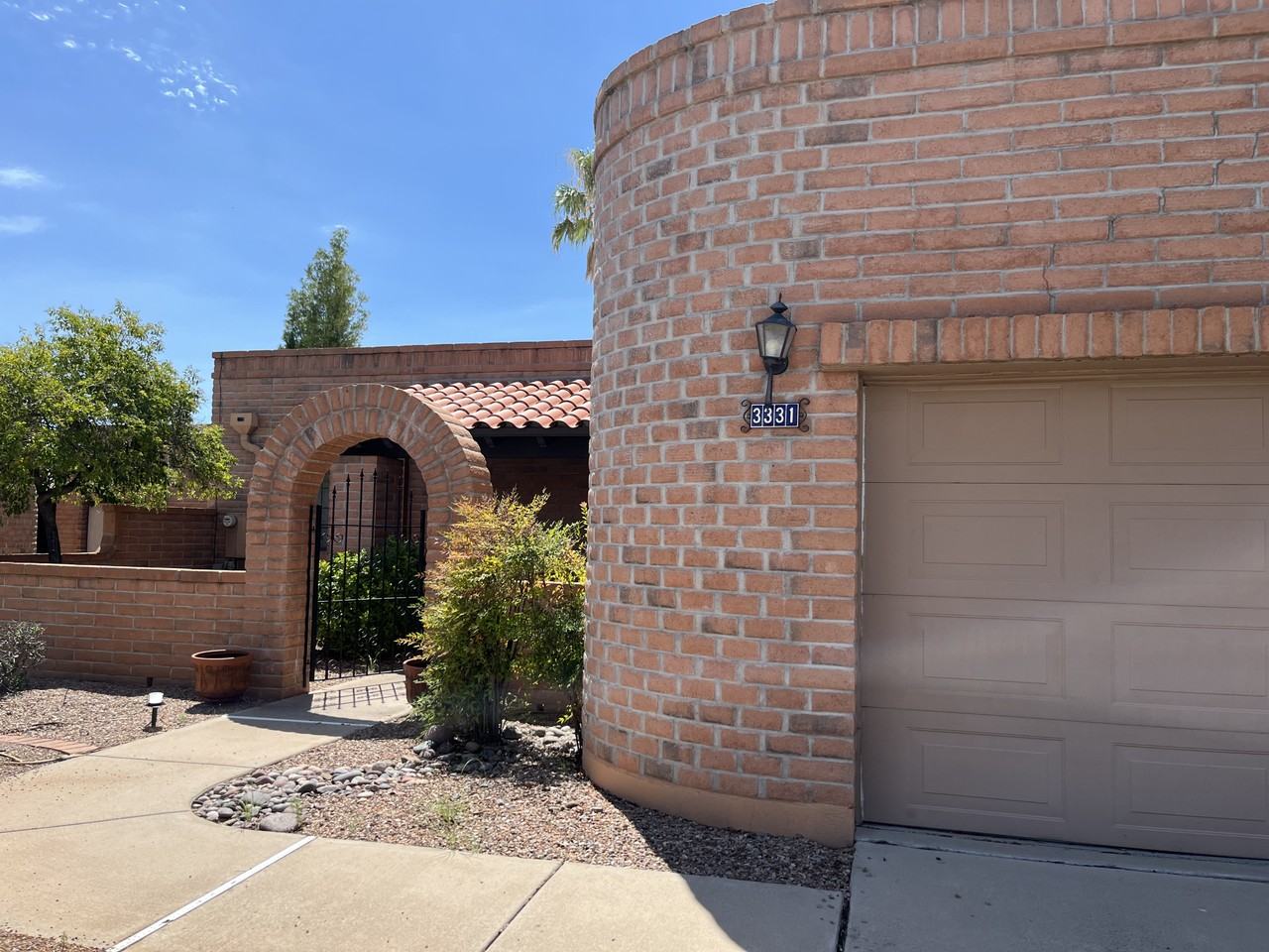3331 S Calle Del Albano - Photo 2 of 38