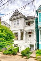 featured image of 14 Sw Whitaker St