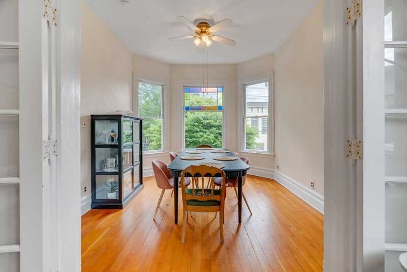 14 Sw Whitaker St - Photo 7 of 33