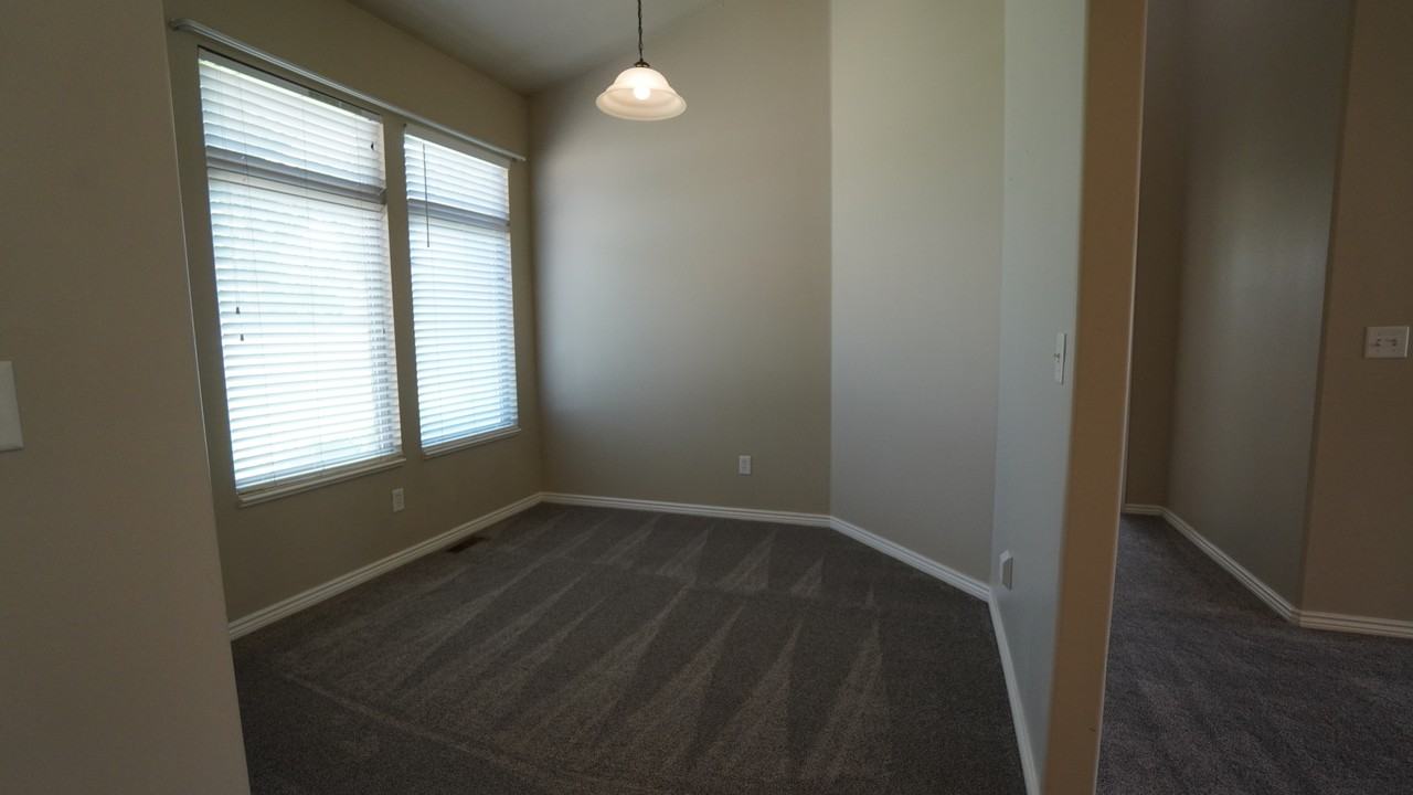 4161 Liberty Ave - Photo 3 of 18