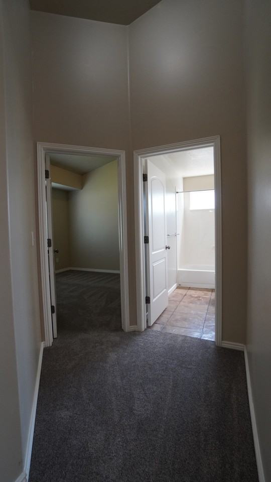 4161 Liberty Ave - Photo 4 of 18