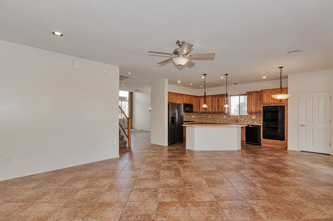 89 E Brearley Dr - Photo 3 of 25
