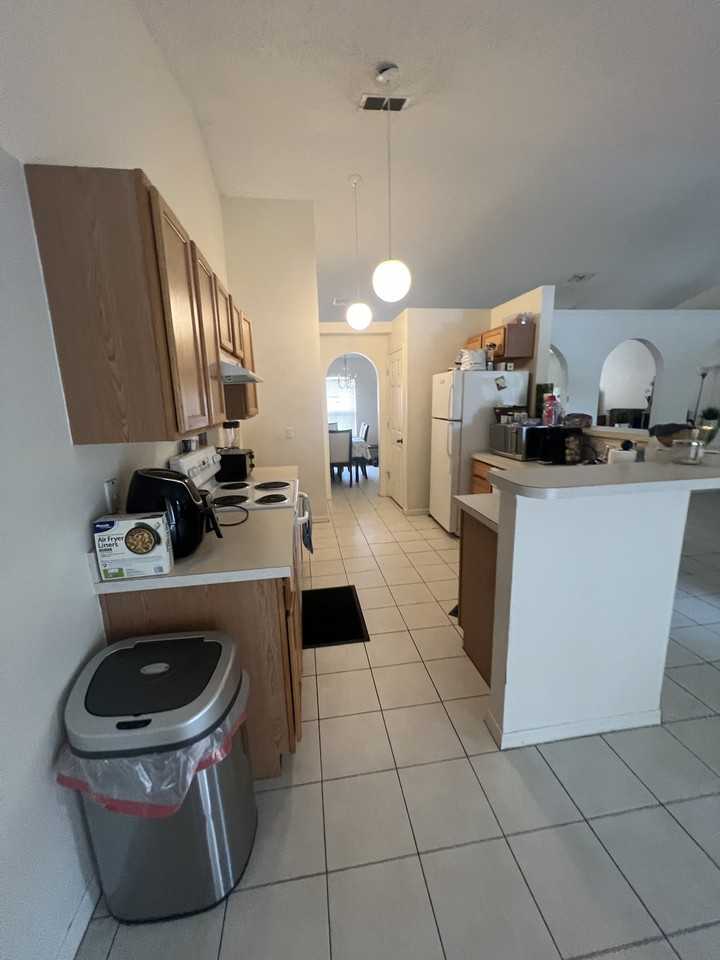 12279 Legend St - Photo 4 of 9