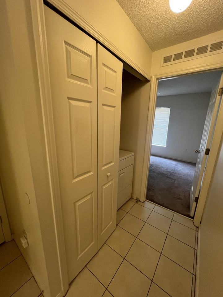 12279 Legend St - Photo 5 of 9