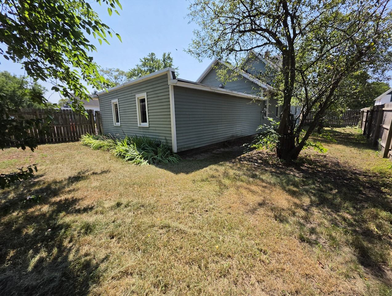 359 College Ave - Photo 2 of 12