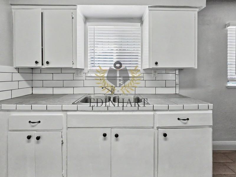 3948 E Woodward Ave - Photo 7 of 15