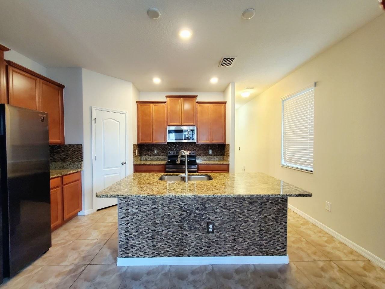 10031 Newminster Loop - Photo 7 of 50