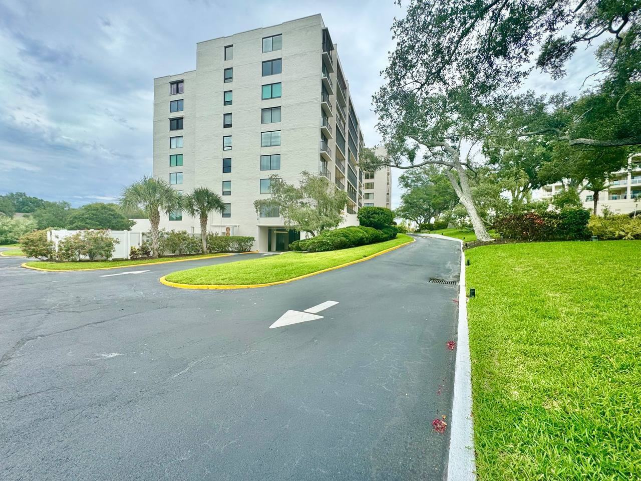 220 Belleview Blvd #311 - Photo 3 of 48