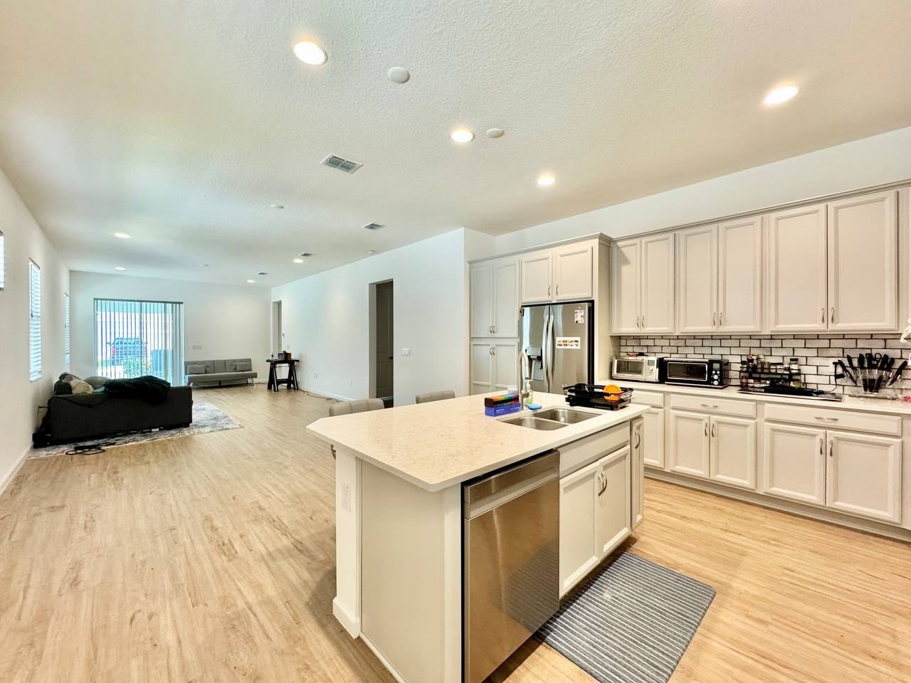827 Winterside Dr - Photo 5 of 37