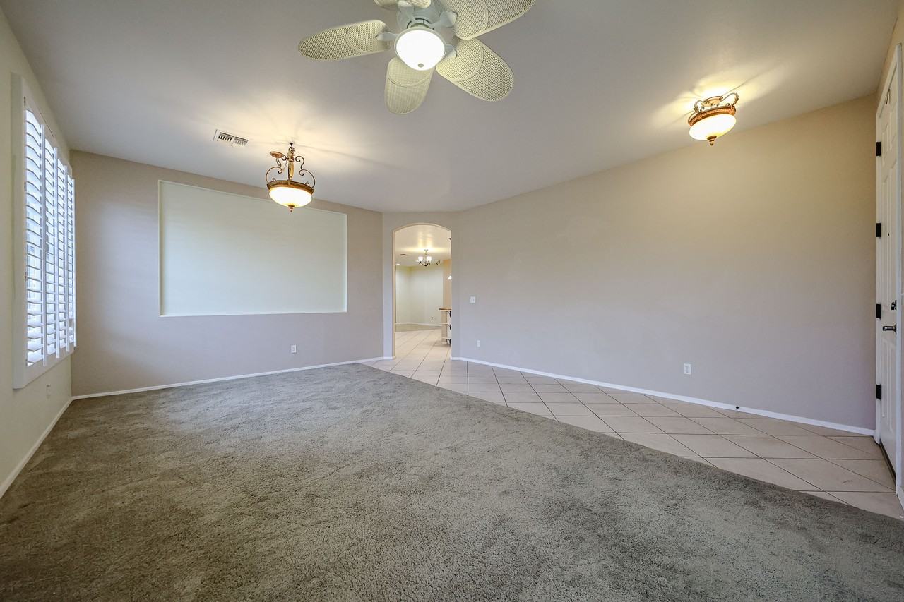 30984 N Obsidian Dr - Photo 6 of 46