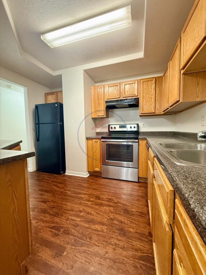 1958 Nw - Photo 6 of 22