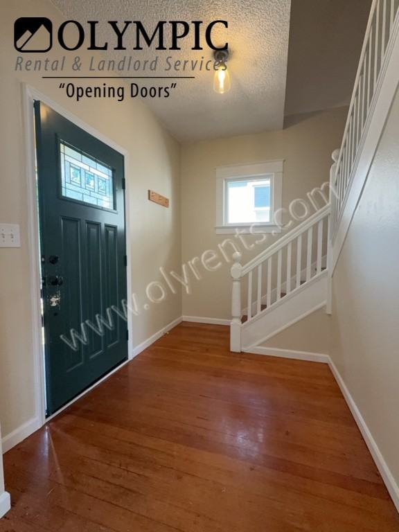 3317 S 7th St - Photo 3 of 18