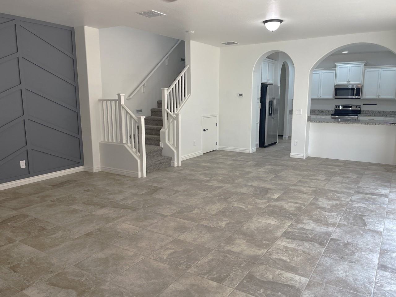 1062 S Agnes Ln - Photo 6 of 25