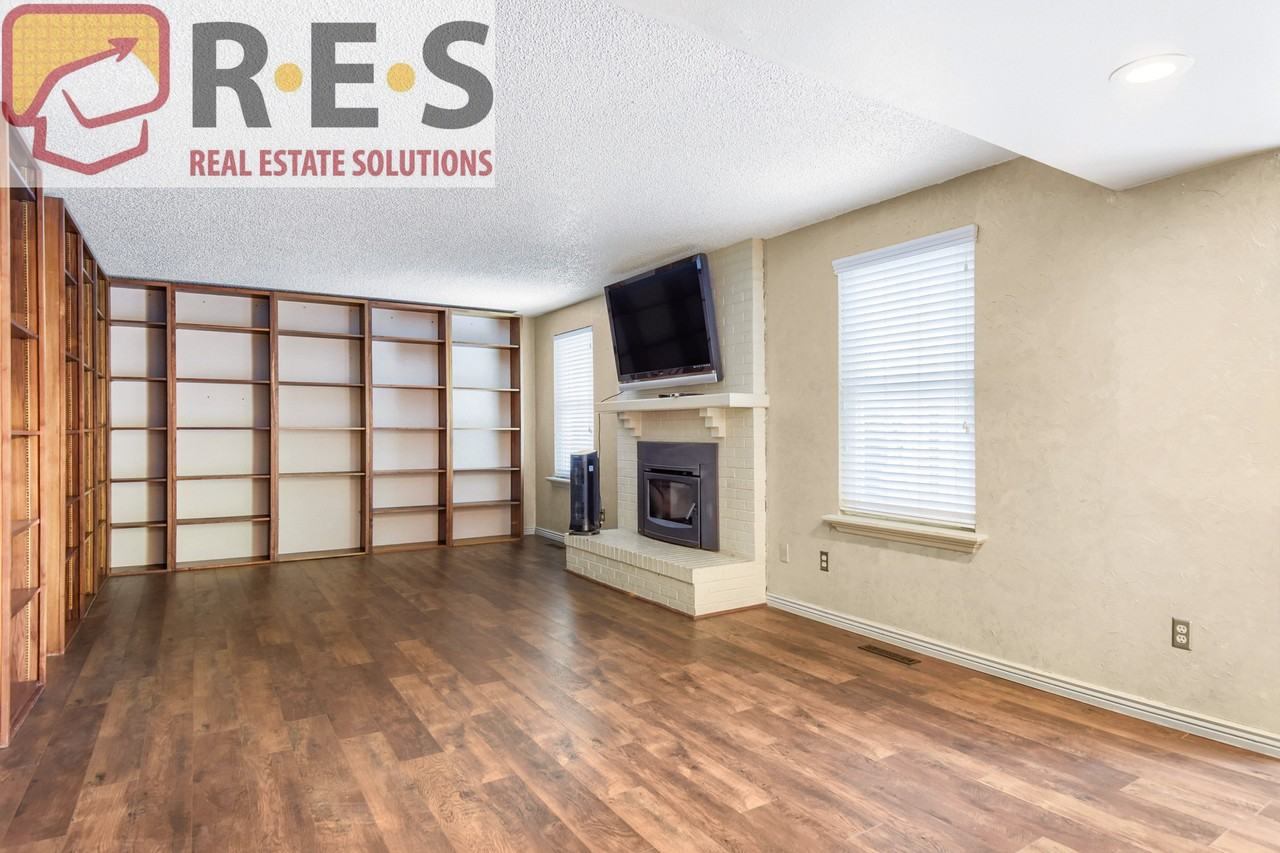 5460 S Rifle St - Photo 5 of 17