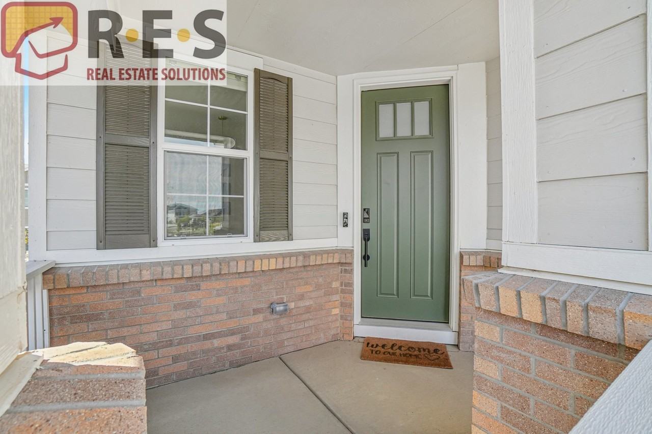 7319 S Yantley Way - Photo 2 of 38
