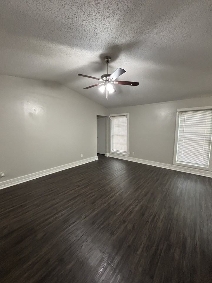 43 Meadowlark Dr - Photo 3 of 20