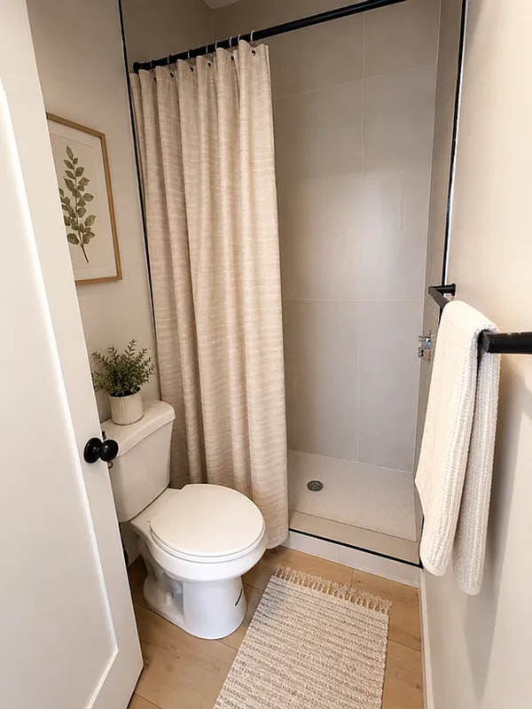 4212 J St #4218 - Photo 3 of 8