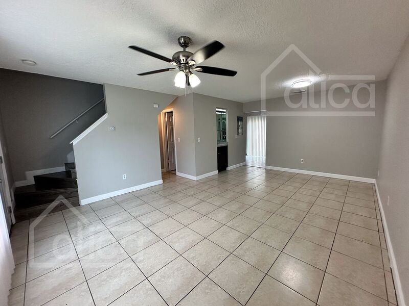 3282 Oak Lake Pl - Photo 3 of 21