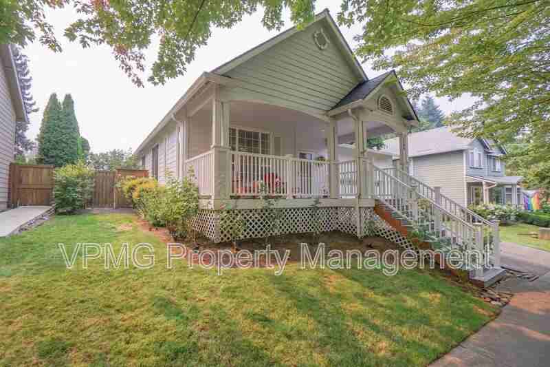1204 Ne 89th Ave - Photo 2 of 44