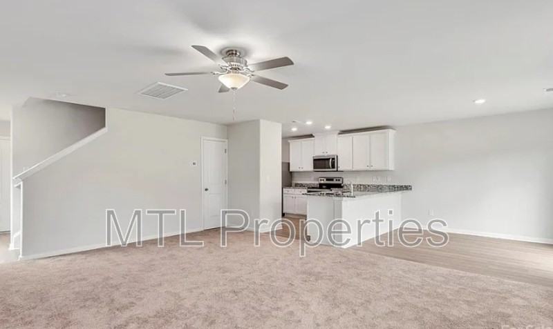 1629 Nia Rd - Photo 3 of 13