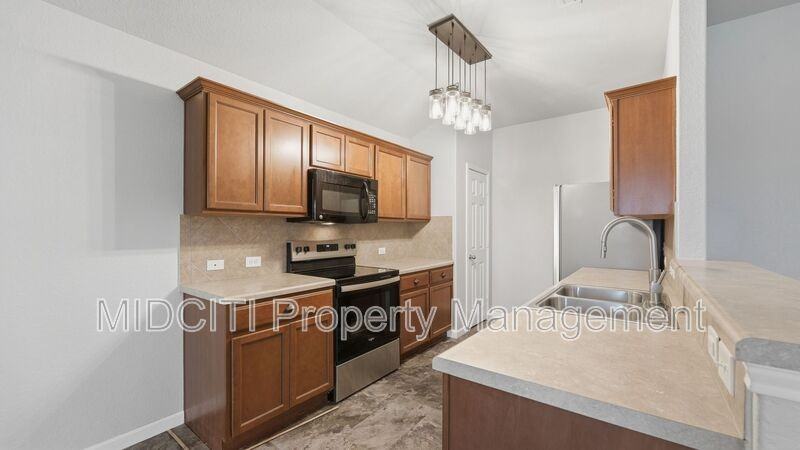 3414 Zachary St - Photo 2 of 26