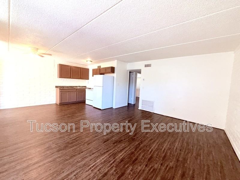 20 N Leonora Ave - Photo 7 of 36