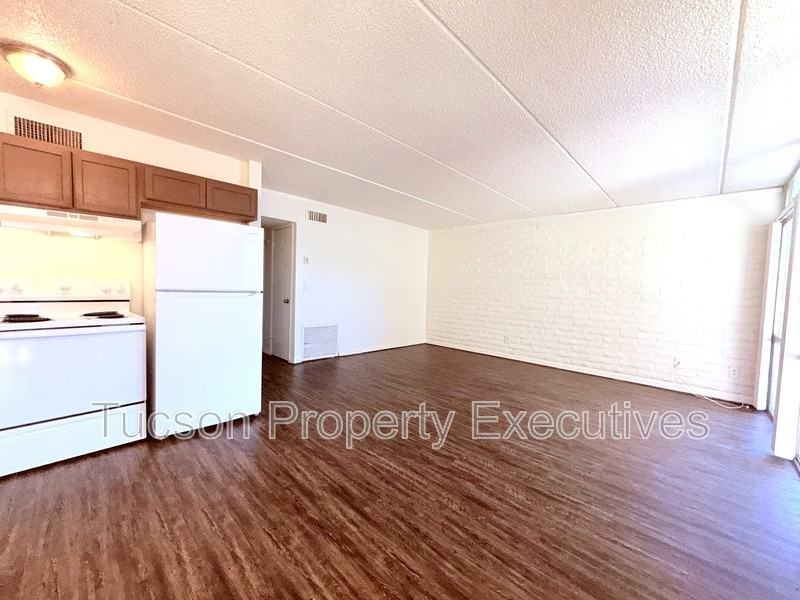 20 N Leonora Ave - Photo 5 of 36
