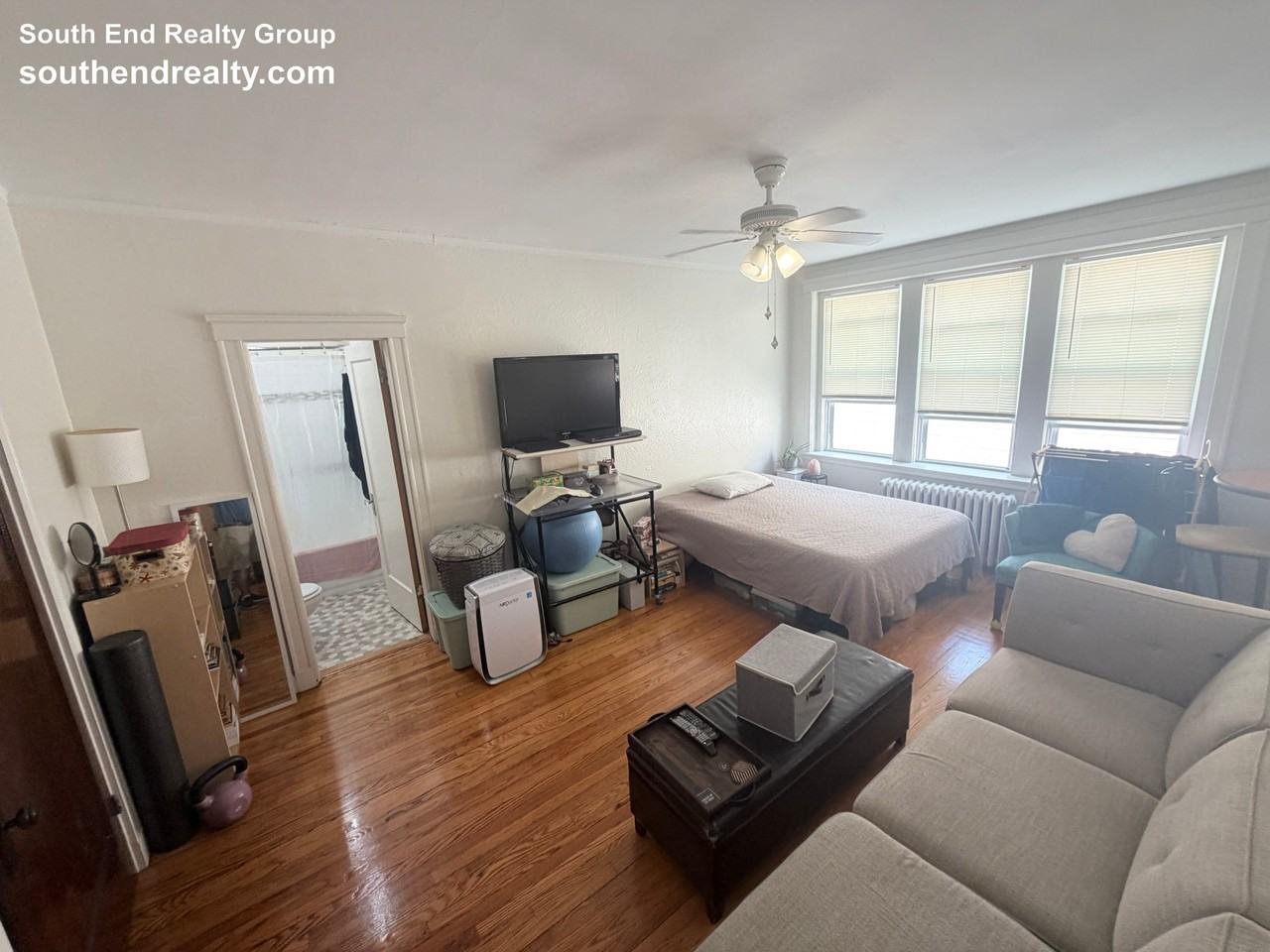 115 Peterborough St #24 - Photo 3 of 10