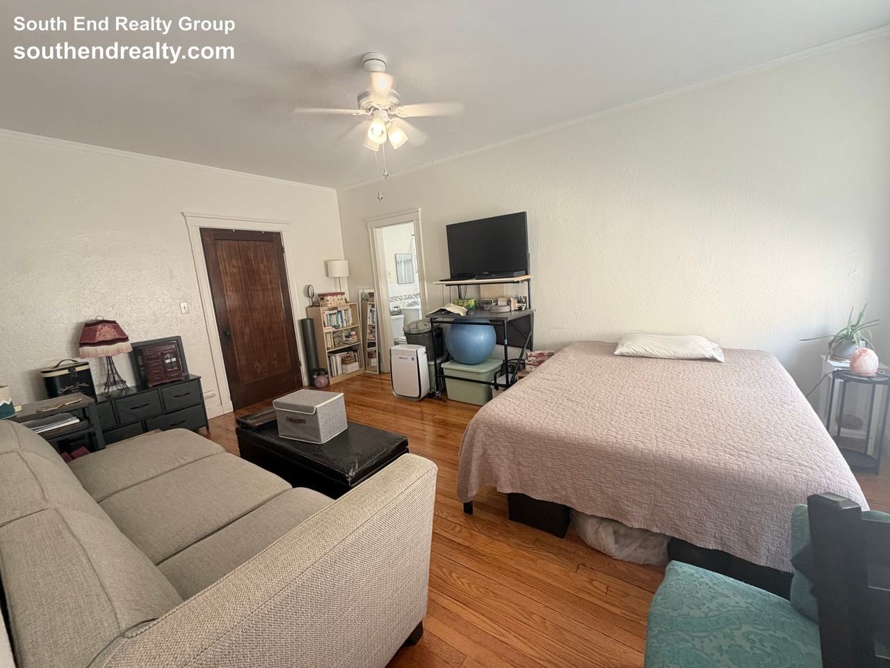 115 Peterborough St #24 - Photo 4 of 10