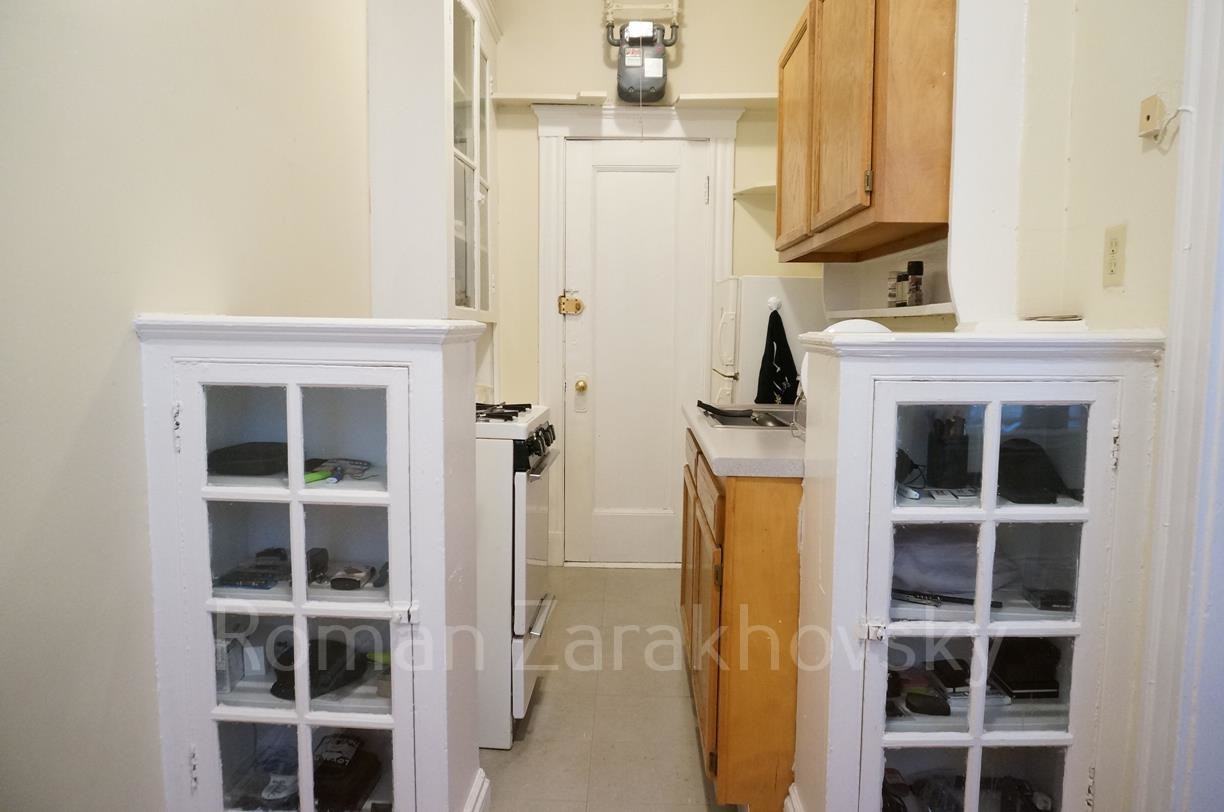 219 Kelton St #3A - Photo 4 of 11