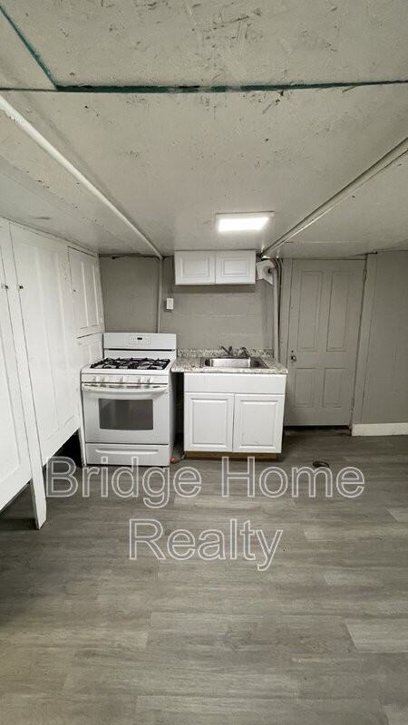 239 Ormond Ave #1 - Photo 5 of 17