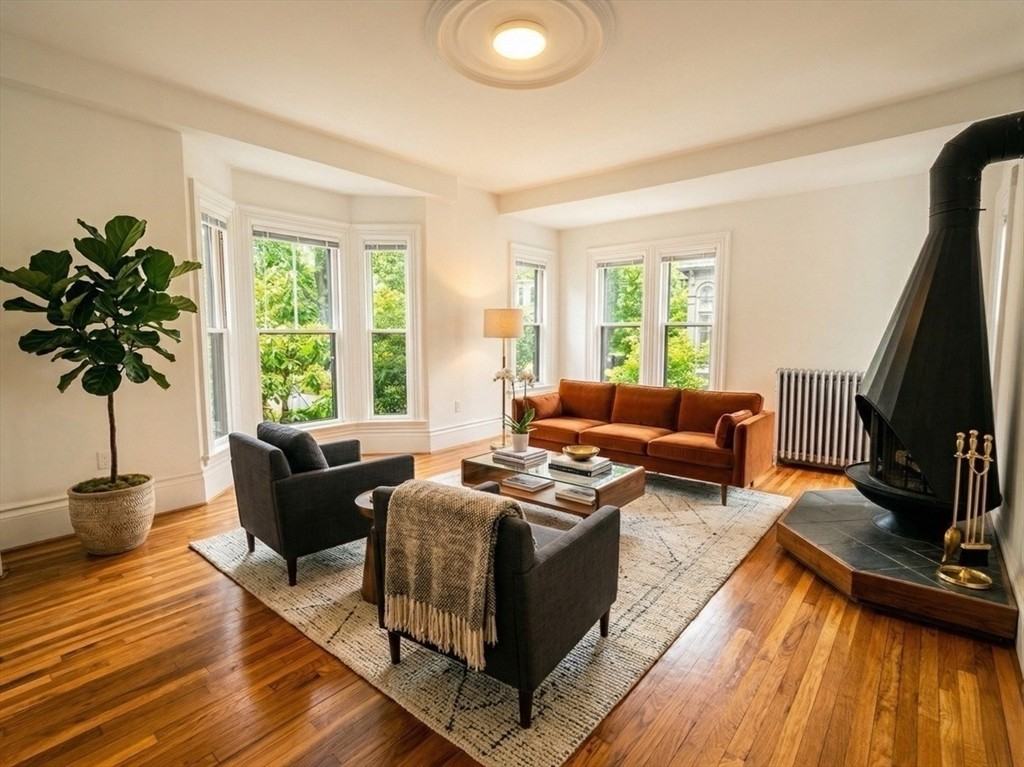 21 Avon St #21