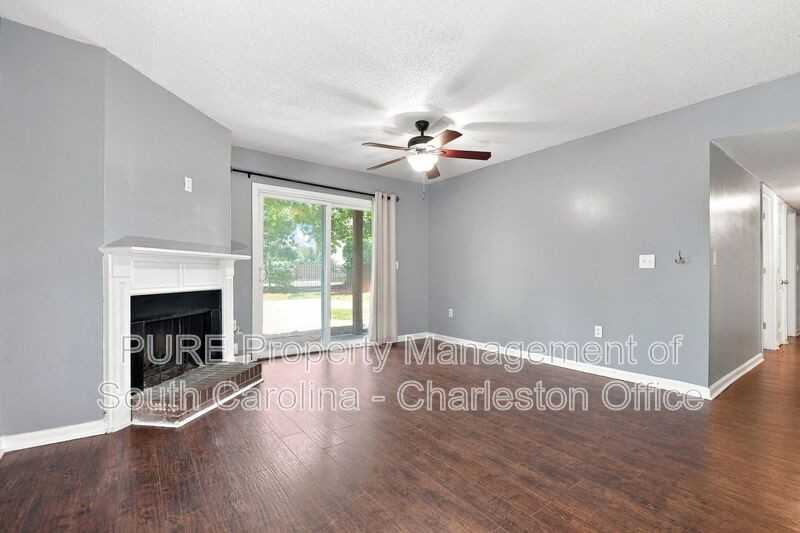 1402 Camp Rd #1B - Photo 4 of 21