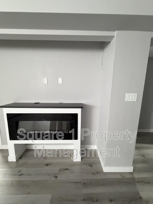 10731 85 Ave Nw - Photo 3 of 6