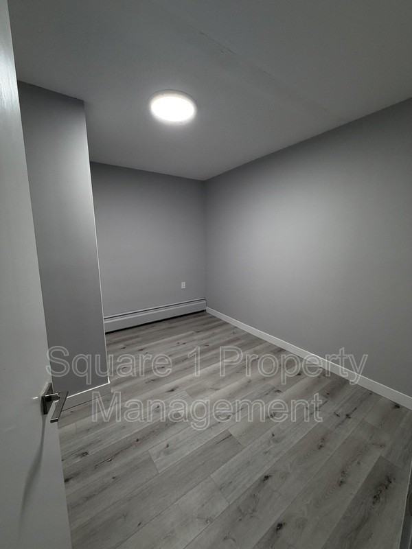 10731 85 Ave Nw - Photo 5 of 6