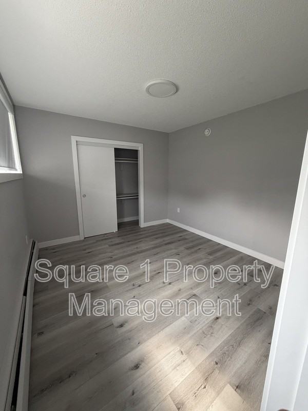 10731 85 Ave Nw - Photo 6 of 6